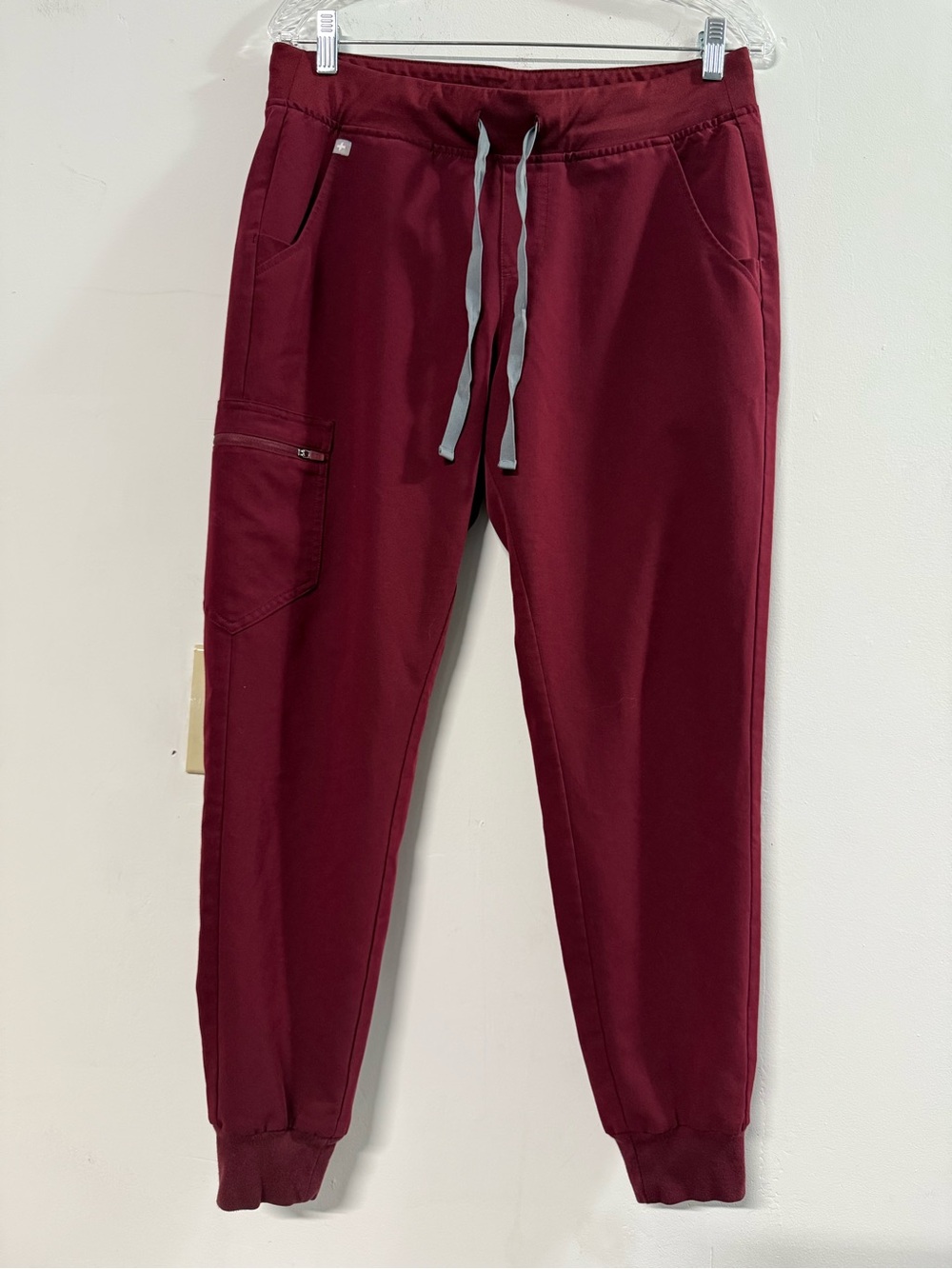Figs Scrub Uniform in Burgundy  Jogger Pants Medium